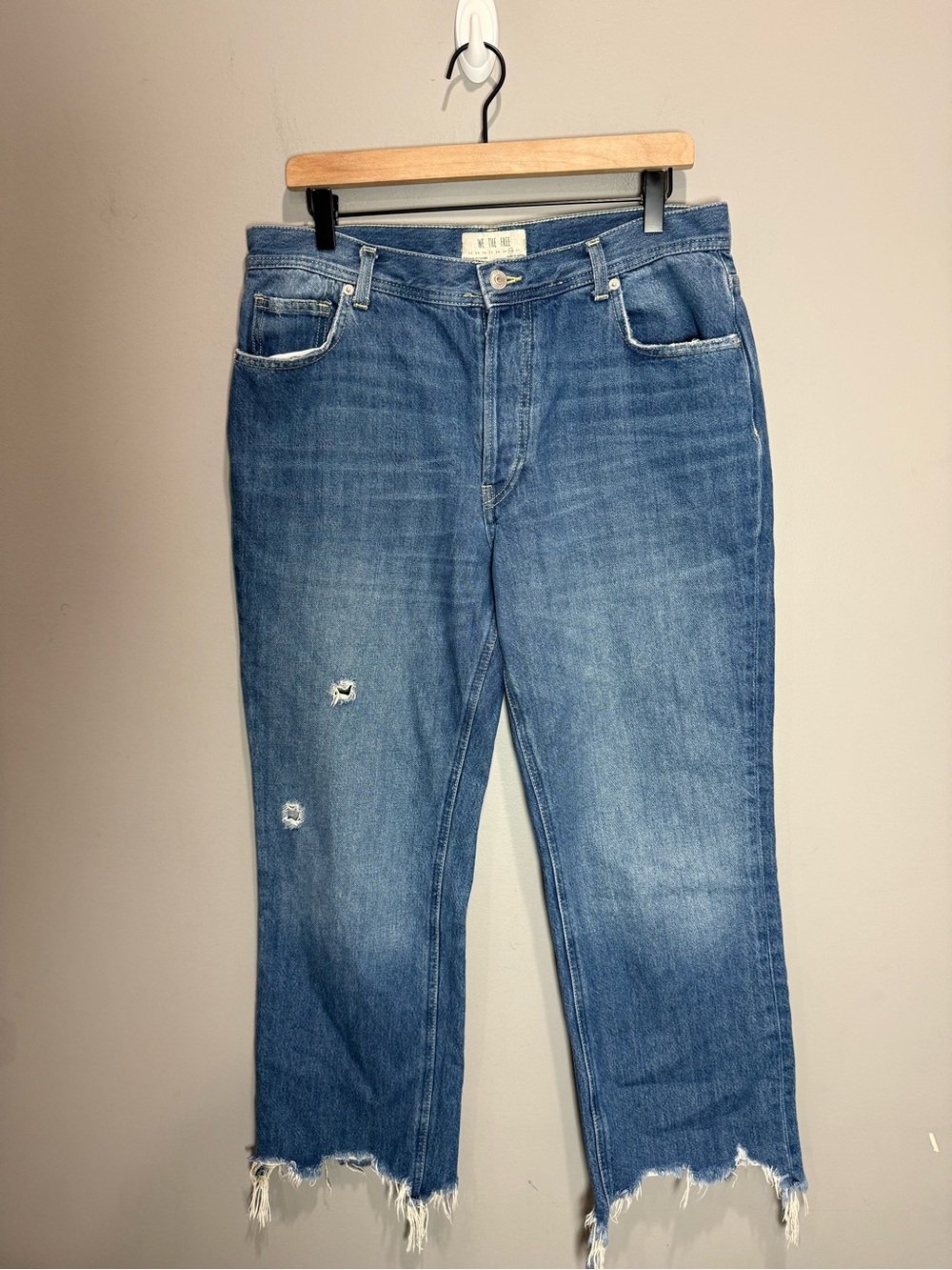 Free People We The Free Maggie Straight Distressed Jeans Size 30